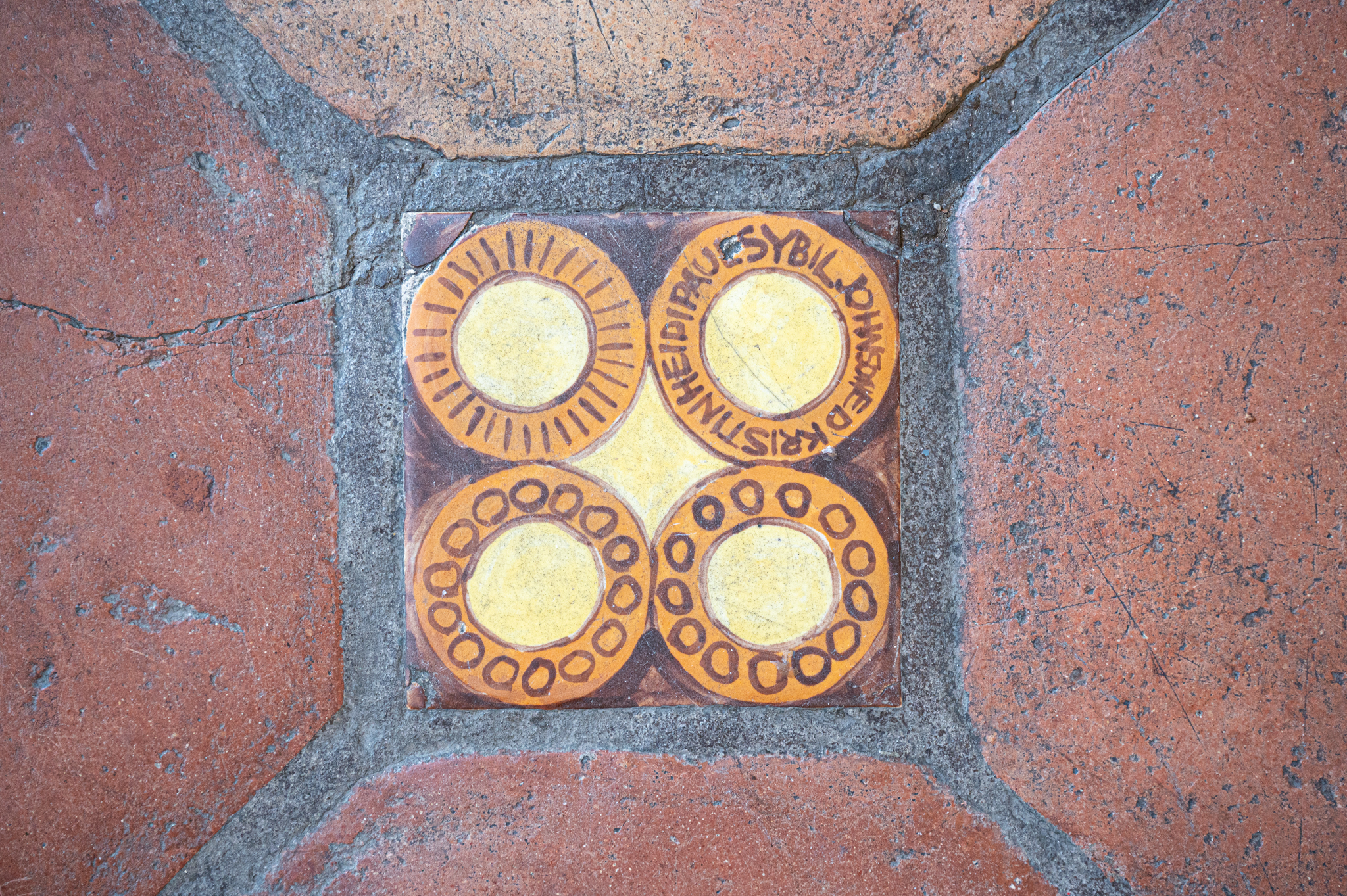 Tile 16